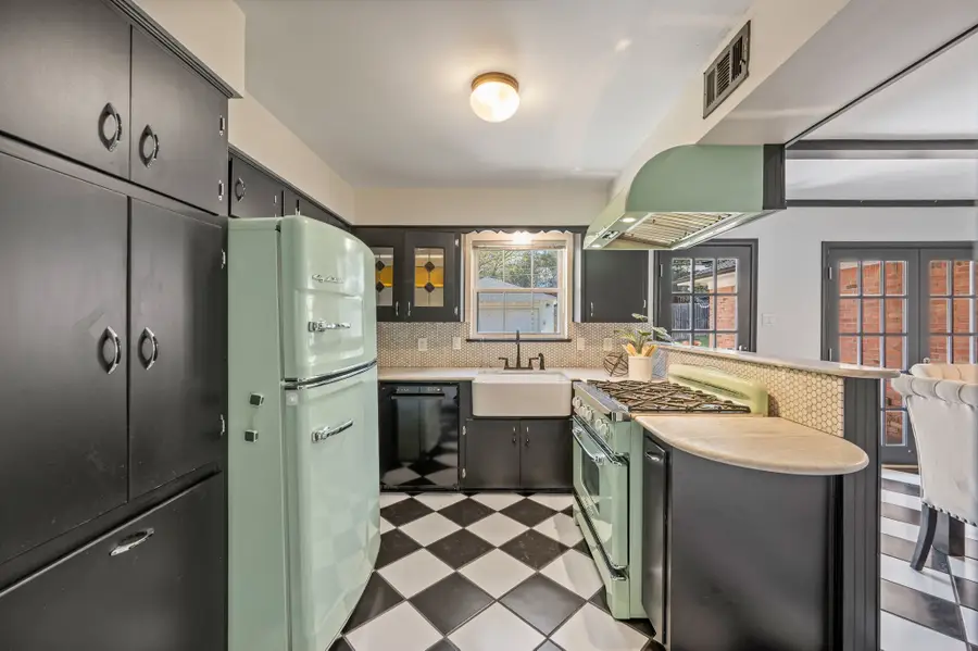 11706 Cimarec Street, Dallas, TX 75218 - Image #3