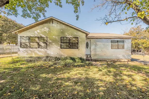 1346 S Reno Road, Reno, TX 76082