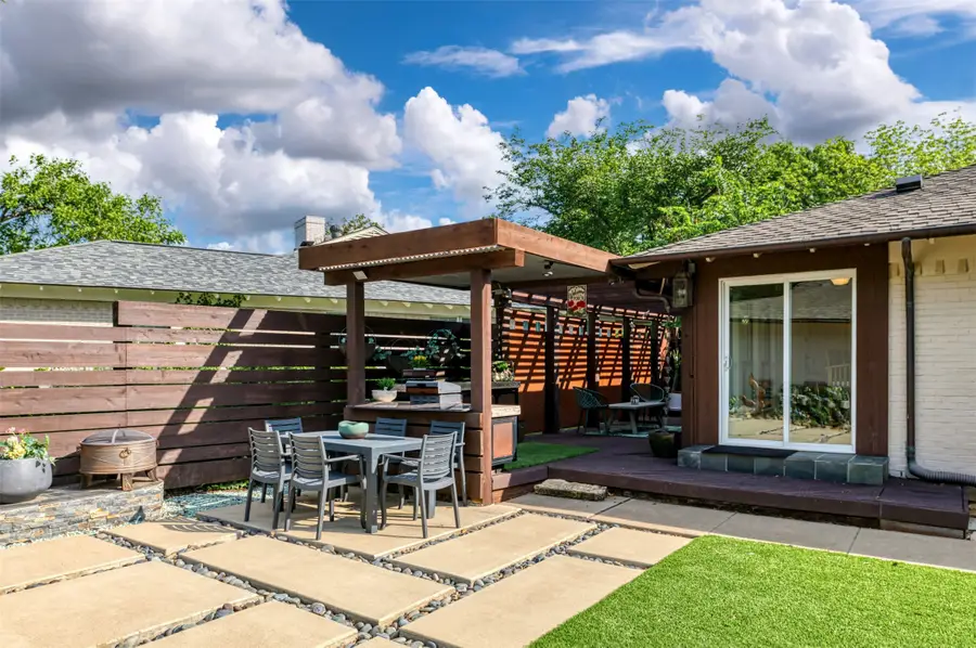 803 Brookhurst Drive, Dallas, TX 75218 - Image #3