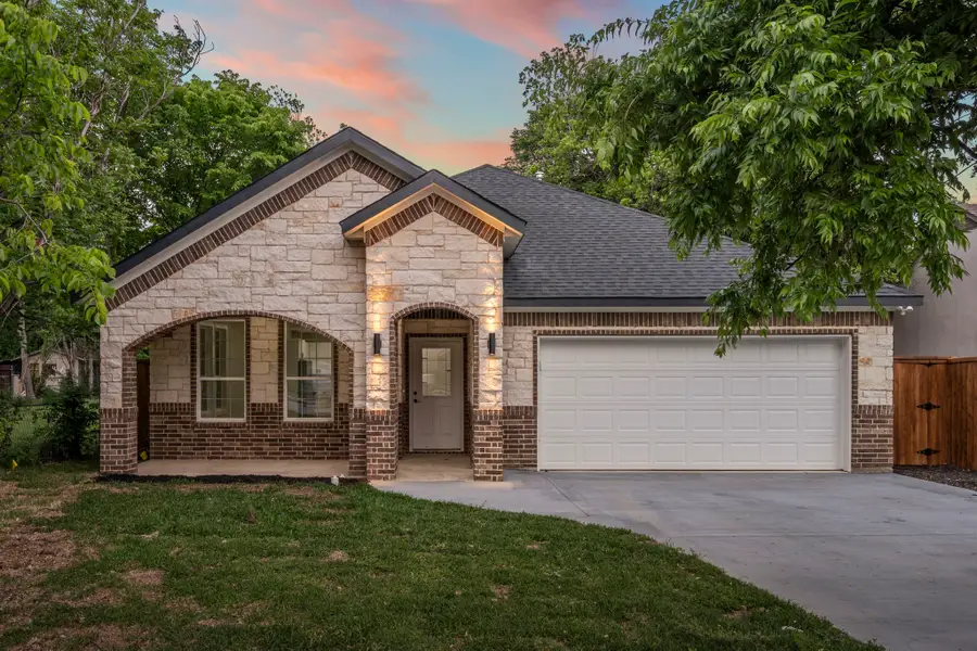 518 S Cockrell Hill Road, Cockrell Hill, TX 75211 - Image #2