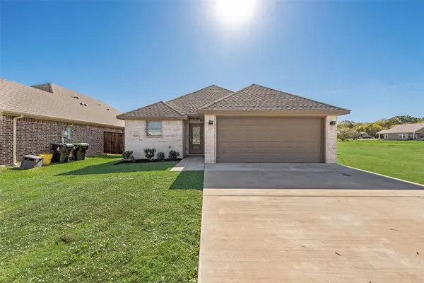 625 Copenhavr Street, Pilot Point, TX 76258