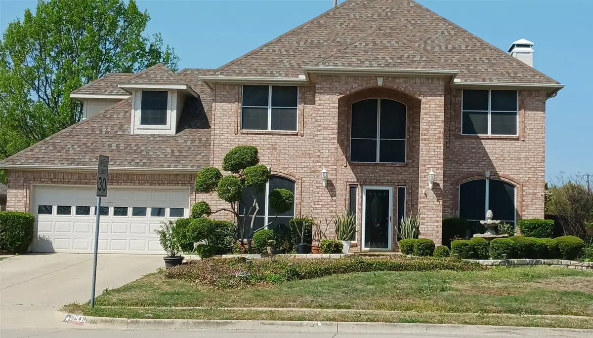 6049 Bent Creek Drive, Haltom City, TX 76137 - Image #1