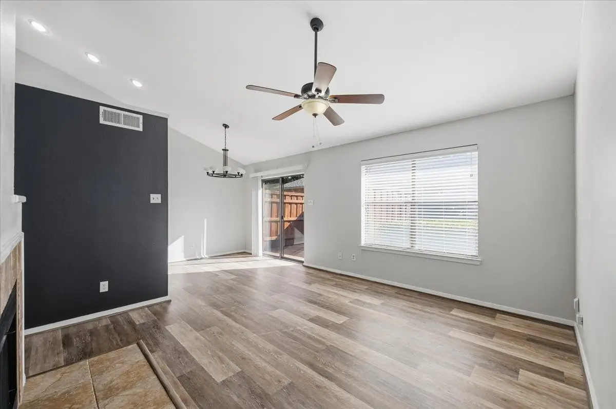 5668 Cedasr Creek Drive, Benbrook, TX 76109 - Image #1