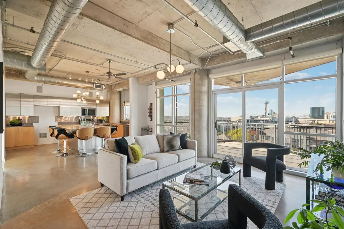 1001 Belleview Street #705, Dallas, TX 75215 - Image #1