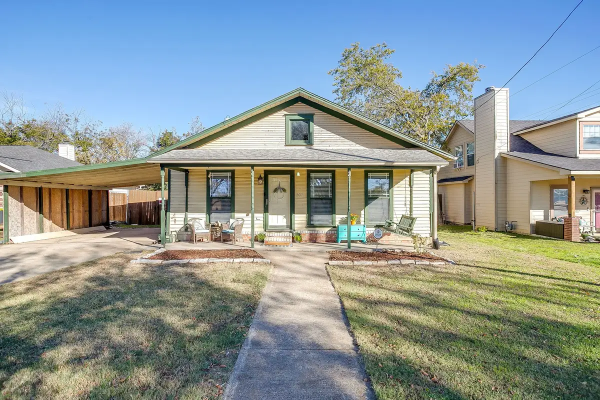 307 E Patton Avenue, Alvarado, TX 76009 - Image #1