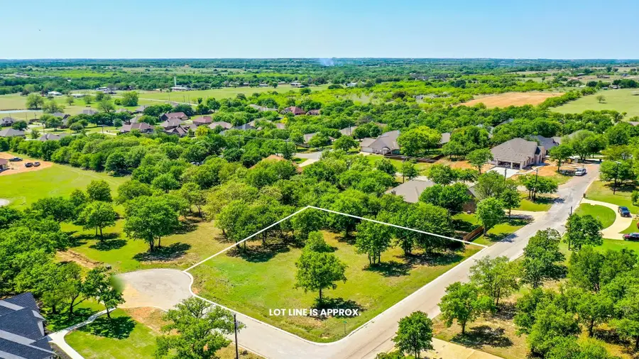 110 Chestnut Court, Stephenville, TX 76401 - Image #3