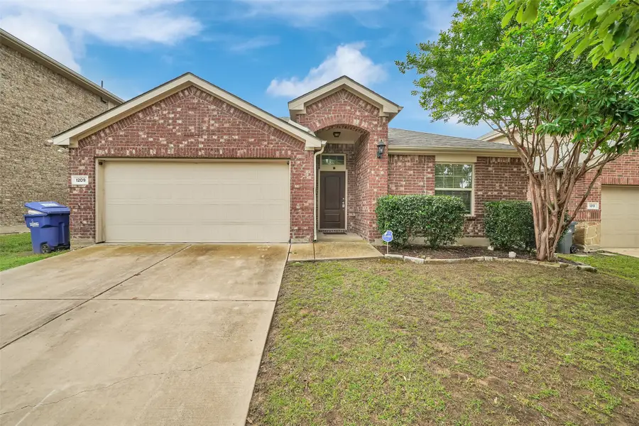 1209 Evers Drive, McKinney, TX 75071 - Image #2