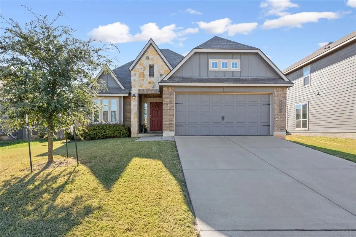 2909 Samson Drive, Waco, TX 76655 - Image #1