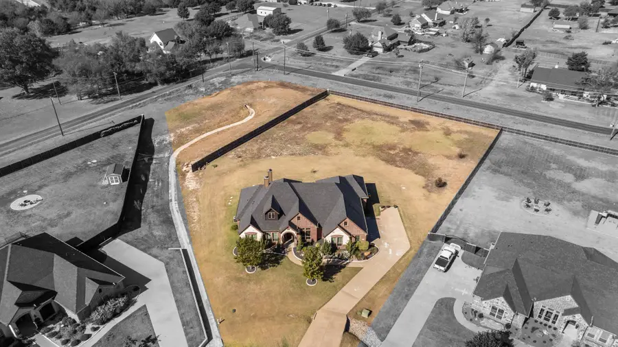 7411 Chambers Bay Circle, Waxahachie, TX 75167 - Image #3