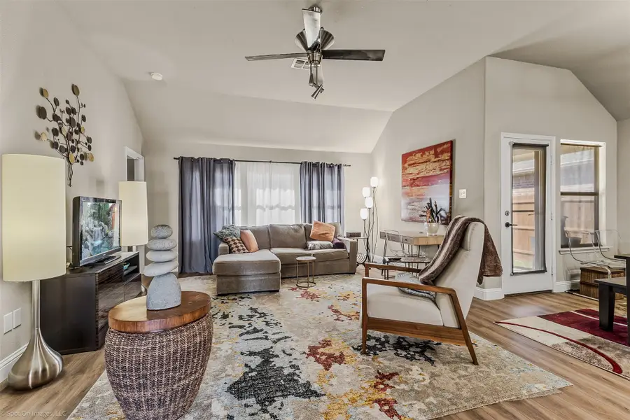 325 Hawthorn Drive, Fate, TX 75087 - Image #3