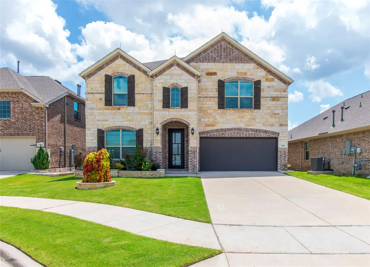 7320 Black Cherry Lane, McKinney, TX 75071 - Image #1