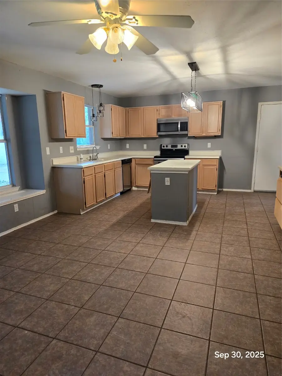 1702 Lincoln Drive, Wylie, TX 75098 - Image #2