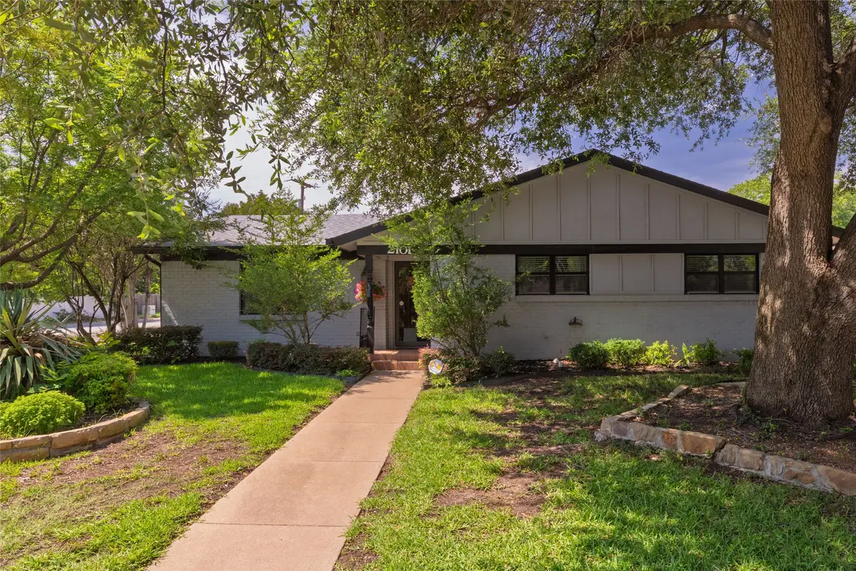 2101 Gettysburg Place, Bedford, TX 76022 - Image #1