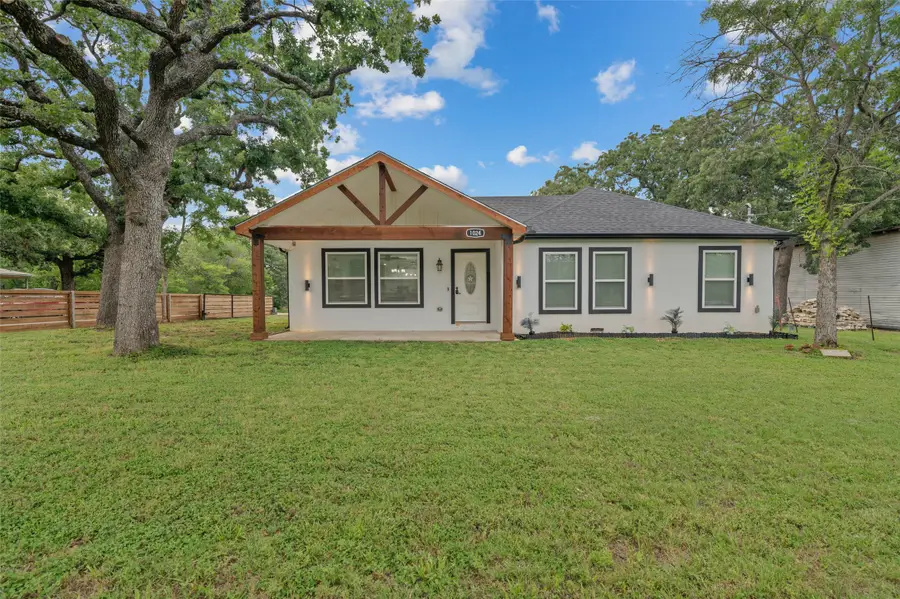 1024 Greenlee Street, Denton, TX 76201 - Image #2