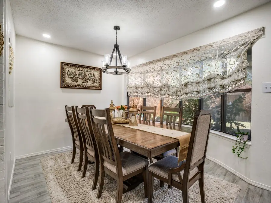 712 Middle Cove Drive, Plano, TX 75023 - Image #3