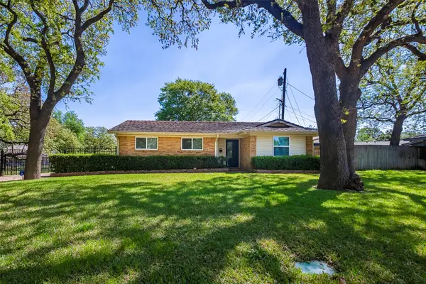 818 Westbrook Drive, Irving, TX 75060