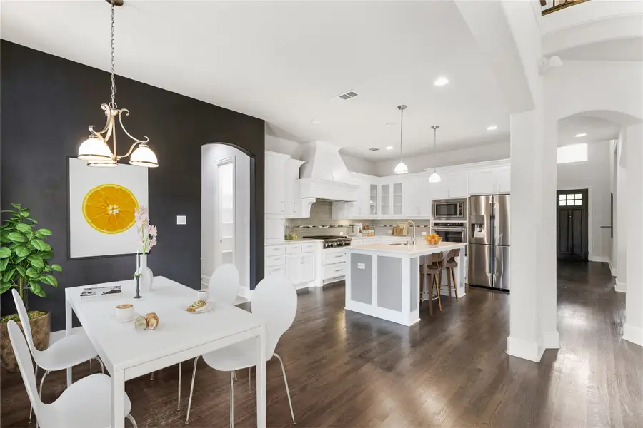 1304 Damsel Caitlyn Drive, Lewisville, TX 75056 - Image #2