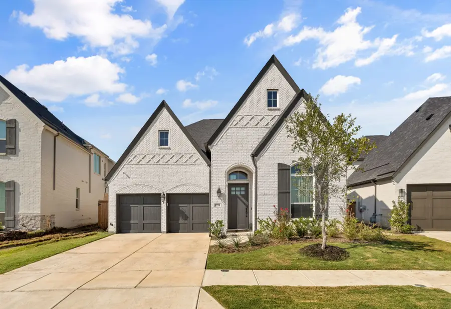 8736 Edgewater Drive, The Colony, TX 75056 - Image #2