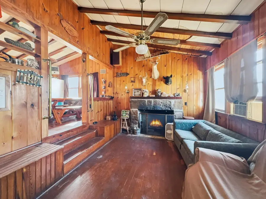 41 Cedar Bayou Boulevard, Gordonville, TX 76245 - Image #2