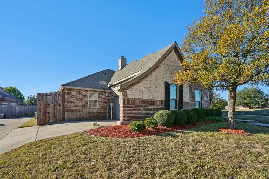 500 Nightinggale Lane, Red Oak, TX 75154 - Image #3