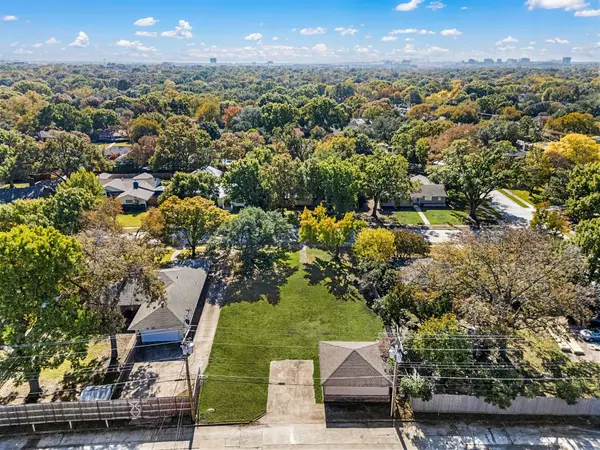 820 Brookhurst Drive, Richardson, TX 75080