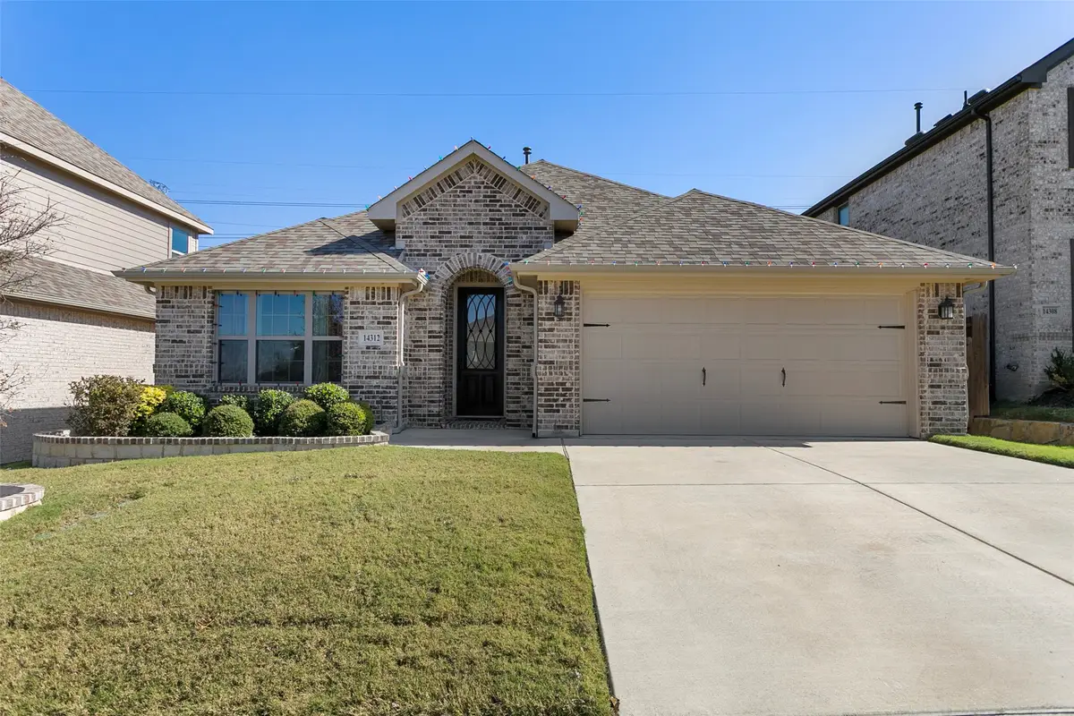 14312 Padden Park Lane, Justin Roanoke, TX 76262 - Image #1