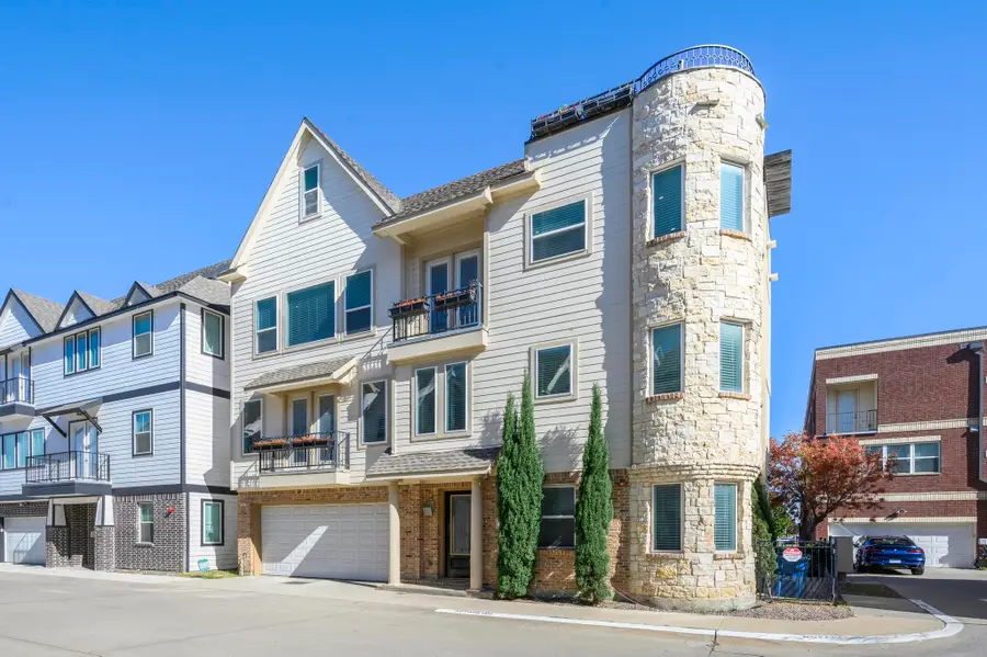 204 S Village Way, Lewisville, TX 75057 - Image #2