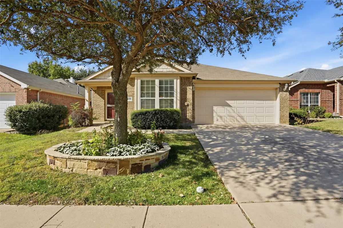 9029 Heartwood Drive, Fort Worth, TX 76244 - Image #1