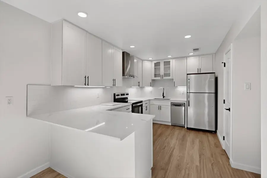 5731 Harvest Hill Road #1044, Dallas, TX 75230 - Image #3