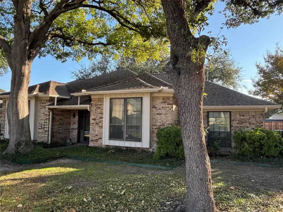 7214 Crooked Oak Drive, Dallas, TX 75248 - Image #3