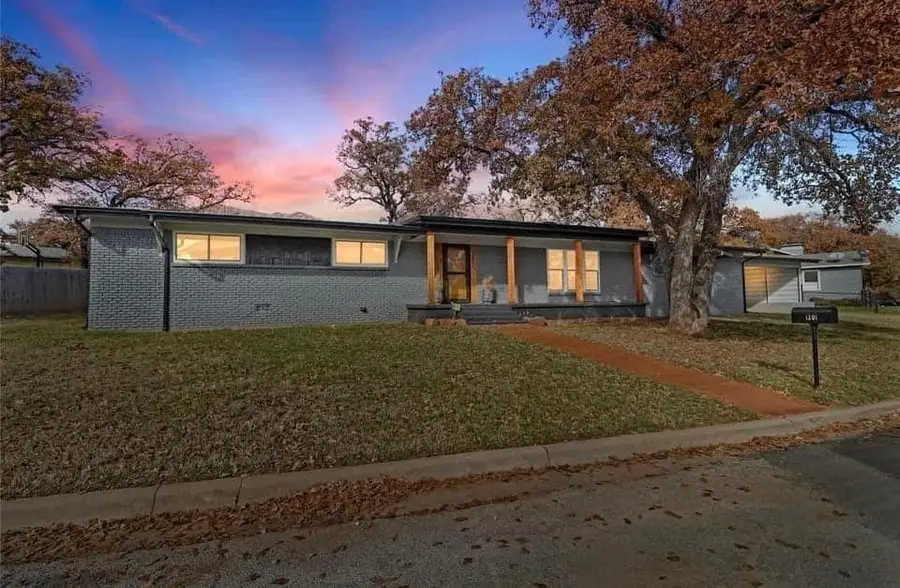 1201 NW 6th Avenue, Mineral Wells, TX 76067 - Image #3