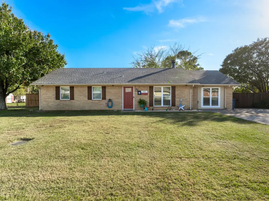 509 Cortes Street, Krugerville, TX 76227 - Image #2
