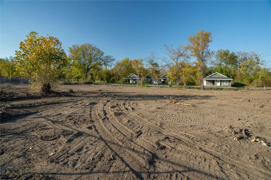 3209/3211 Bourland, Greenville, TX 75401 - Image #3