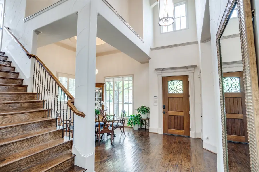 8402 Ridgelea Street, Dallas, TX 75209 - Image #3