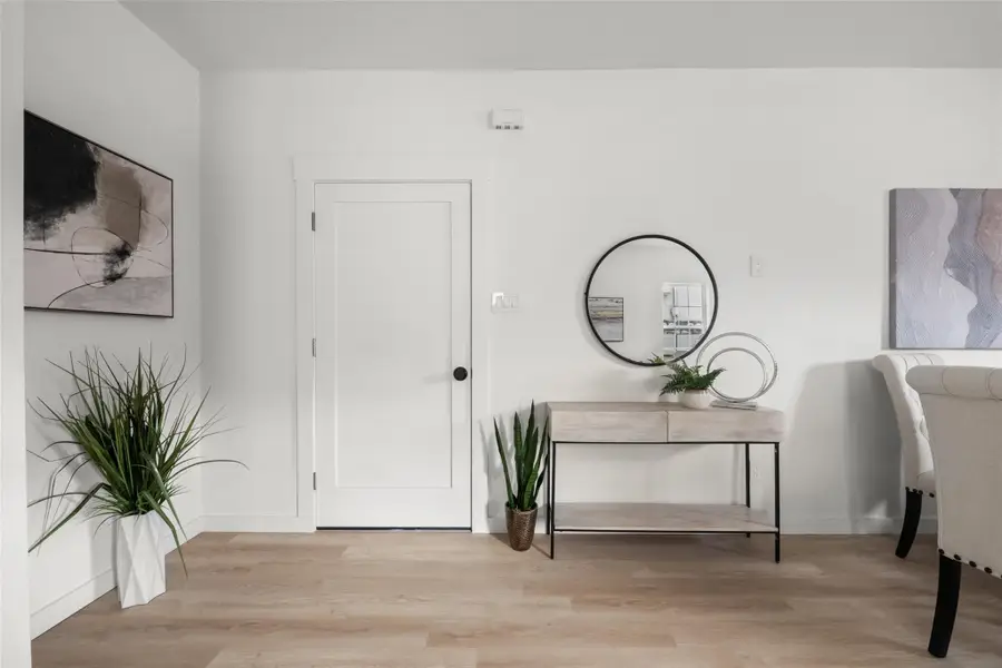 435 W 9th Street #B, Dallas, TX 75208 - Image #3