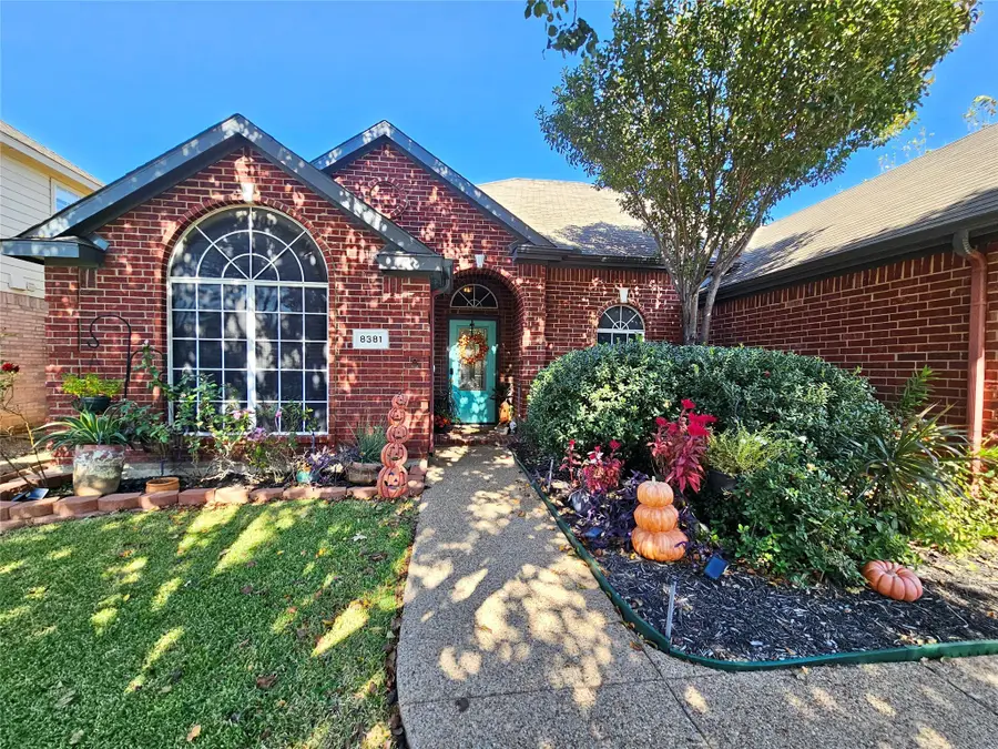 8381 Everglades Circle, Fort Worth, TX 76137 - Image #2