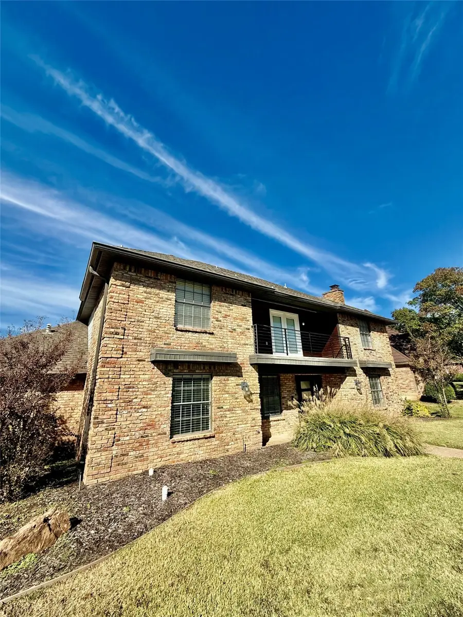 2015 Wimbledon Drive, Arlington, TX 76017 - Image #2