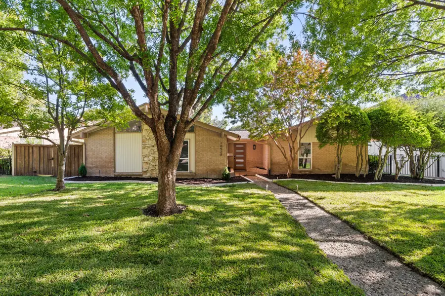 10528 Swallow Lane, Dallas, TX 75218 - Image #2