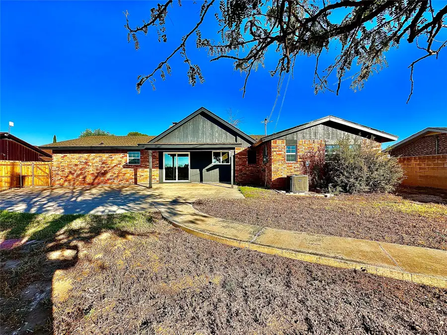 4008 Vicky Street, Big Spring, TX 79720 - Image #2