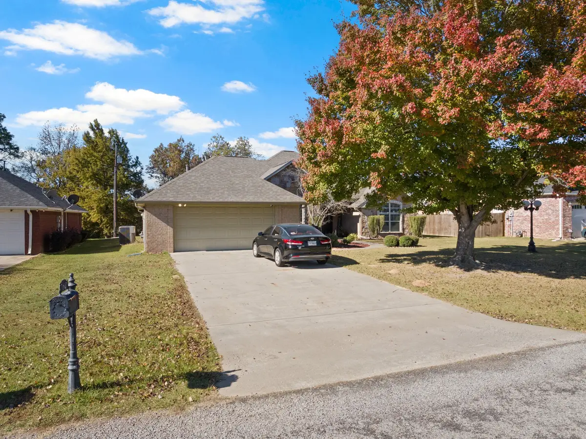 1012 Samuel Lane, Mount Pleasant, TX 75455 - Image #1