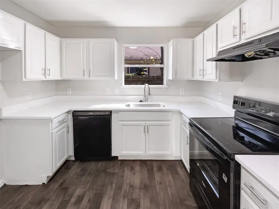 13718 Vida Lane, Dallas, TX 75253 - Image #2