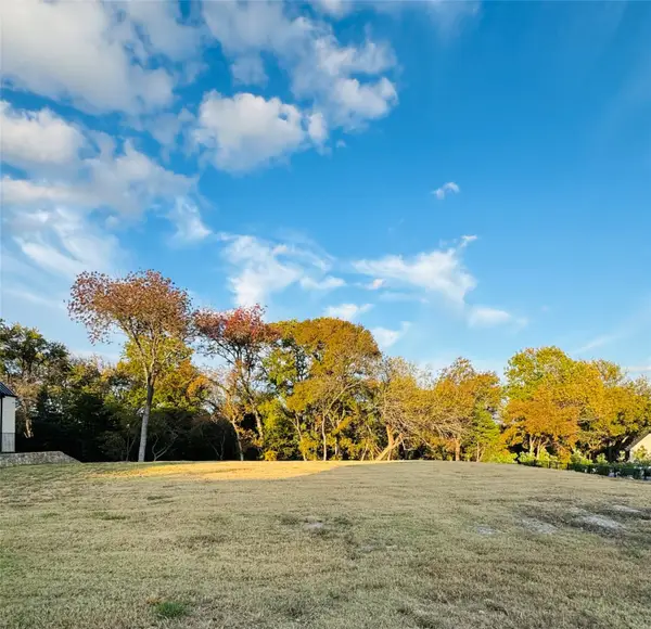 427 Castle Pines (lot) Drive, Heath, TX 75032