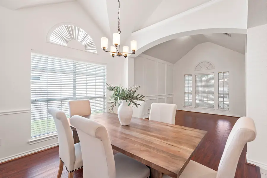 7805 Stonehaven Lane, Rowlett, TX 75089 - Image #2