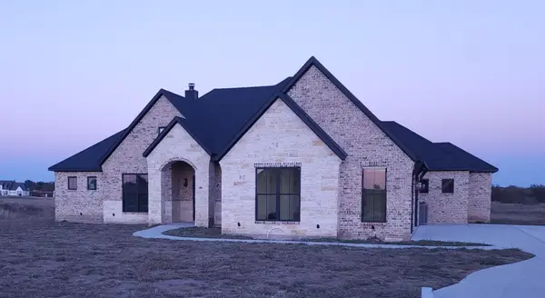201 Marie Lane, Waxahachie, TX 75167