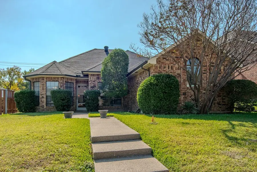 1208 Derby Run, Carrollton, TX 75007 - Image #2