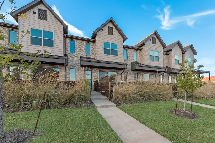 2610 La Cala Drive, Grand Prairie, TX 75054 - Image #2