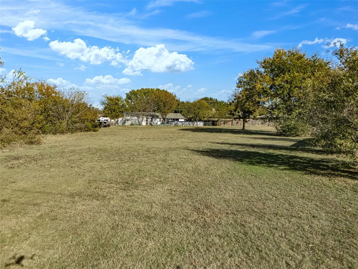 216 Driftwood Court, Runaway Bay, TX 76426 - Image #1