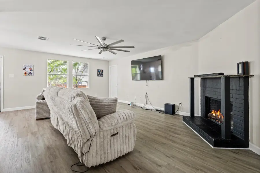 317 Briar Oaks Drive, Royse City, TX 75189 - Image #3