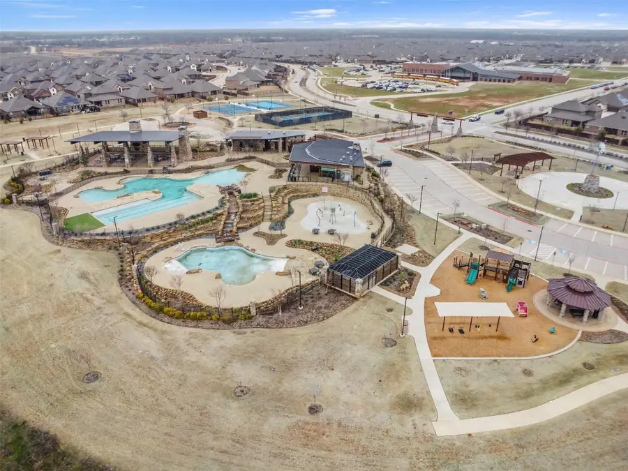 10809 Cobalt Drive, Aubrey, TX 76227 - Image #2