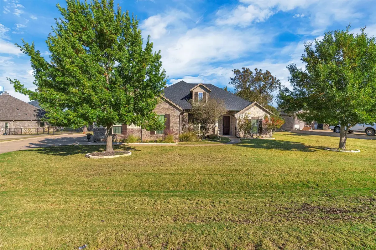 6429 Pinehurst Drive, Granbury, TX 76049 - Image #1